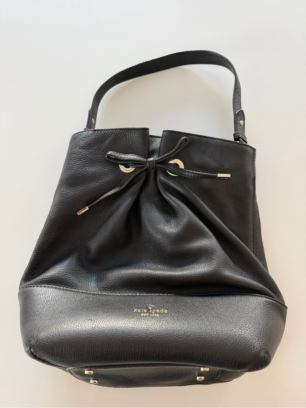 EUC Kate Spade West Valley Valentine Black Pebbled Leather Bucket Bag